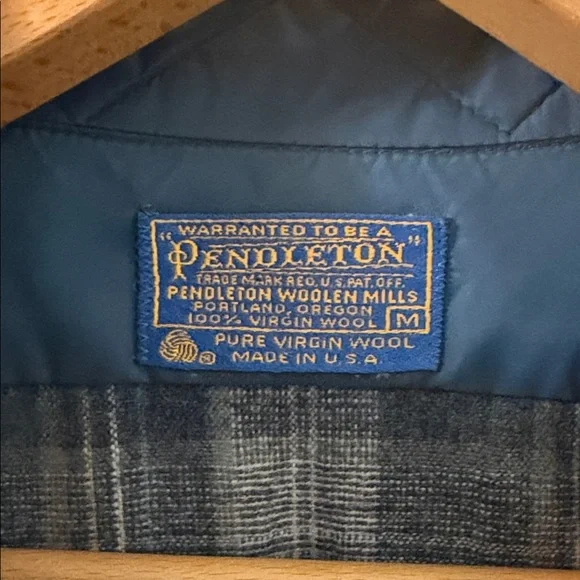 Vintage! Pendleton Woolen Mills Navy and Gray Shirt quality vintage pure wool - Picture 3 of 7